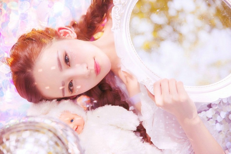 粉嫩花园美女可爱女生图片