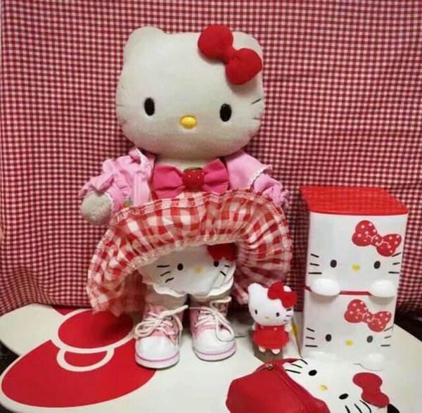 可爱美女HelloKitty猫玩具