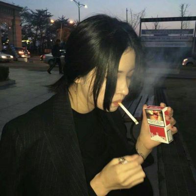 超拽头像女生霸气黑白头像精选