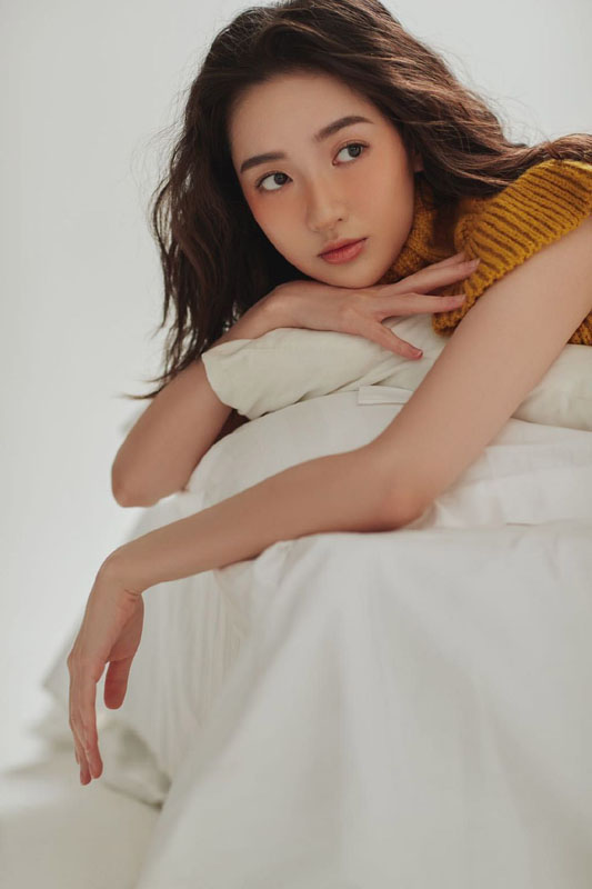 王玉雯慵懒性感风时尚写真图片