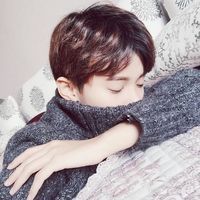 男生帅气忧郁系QQ头像