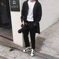 帅酷男生穿的鞋子头像
