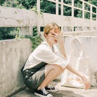 小清新忧伤女生头像