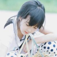 小清新忧伤女生头像