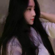 清新安静的美女头像
