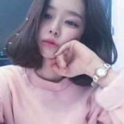 清新安静的美女头像