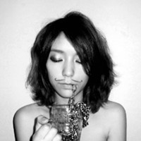 霸气女王黑白美女头像