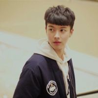 小鲜肉帅气大男孩唯美头像