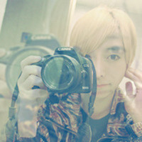 伤感男生带字头像