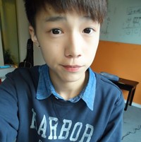 QQ网络帅哥自拍头像 