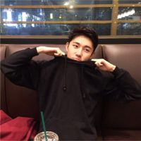 伤感的90后男生头像