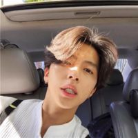 伤感的90后男生头像