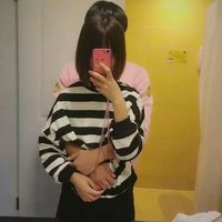 情侣头像一张两个人接吻kiss头像