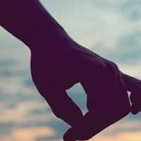 手牵手情侣头像一对两张爱情头像