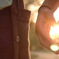 手牵手情侣头像一对两张爱情头像