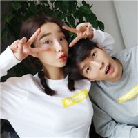 情侣恩爱微信微信头像