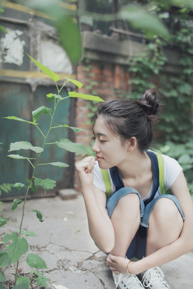 可爱美女的快乐时光照片