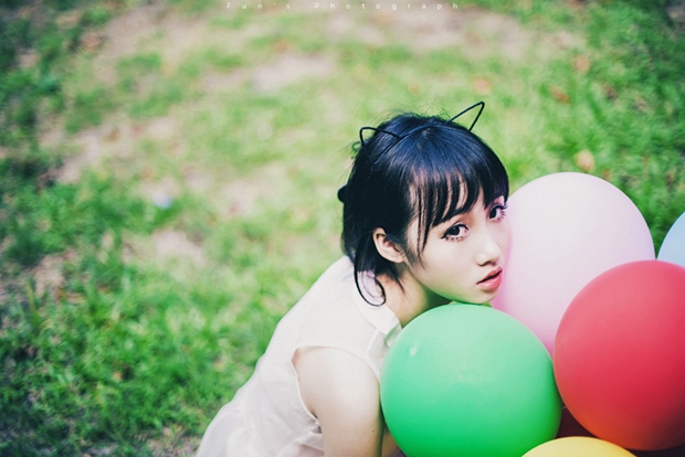 猫耳气球软妹萌美女图片