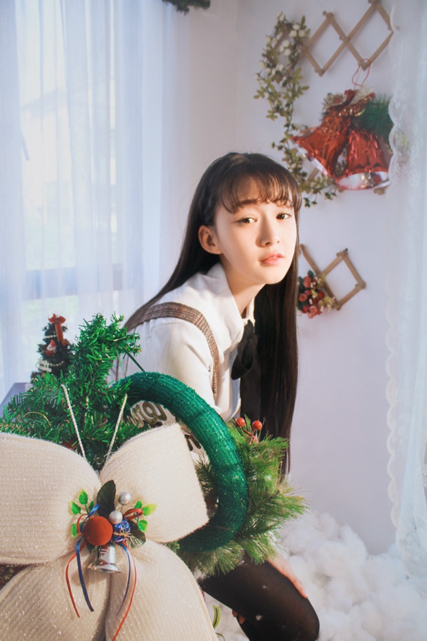 圣诞节女生可爱萌妹子