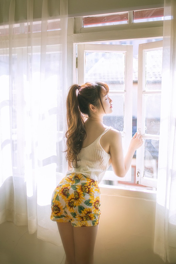 可爱清新治愈系阳光女生图片