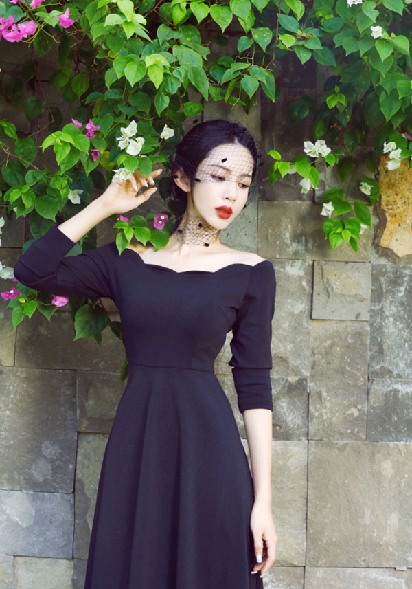 性感女神潘霜霜诱惑美艳写真
