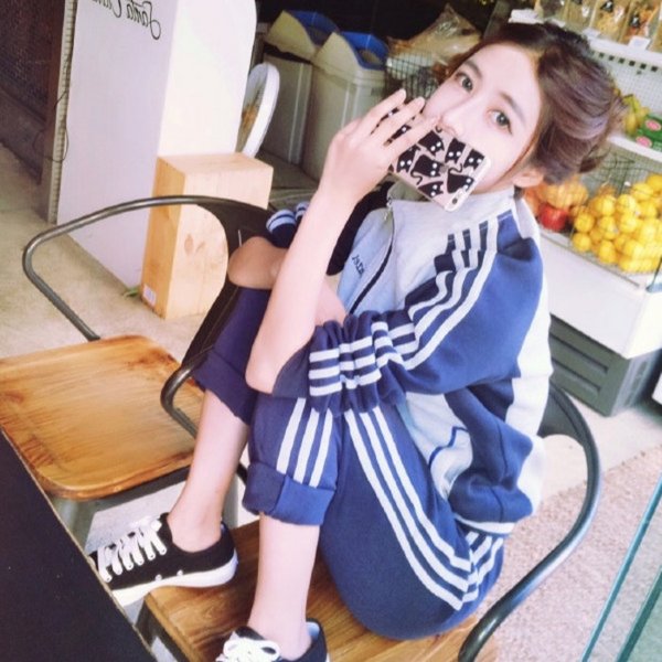 美女伤感失恋心情说说图片
