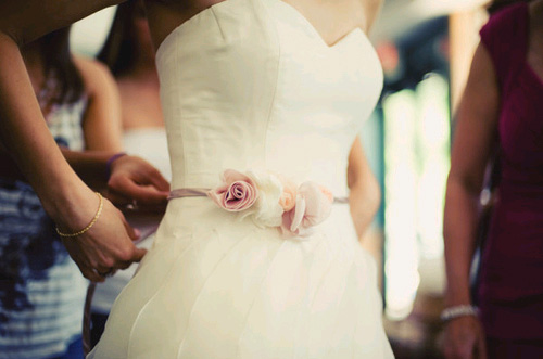 唯美婚纱女生爱情图片