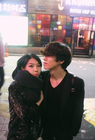 朋友圈情侣恩爱秀自拍