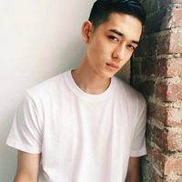 帅气阳光男生微信头像