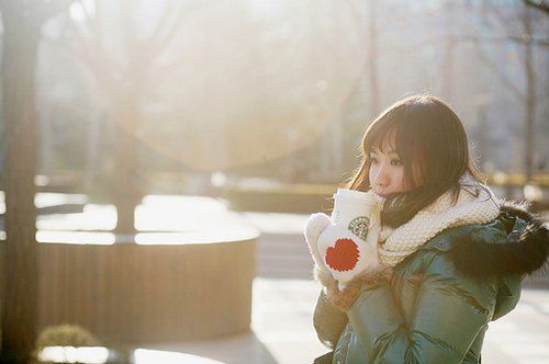 冬日唯美女可爱女生图片