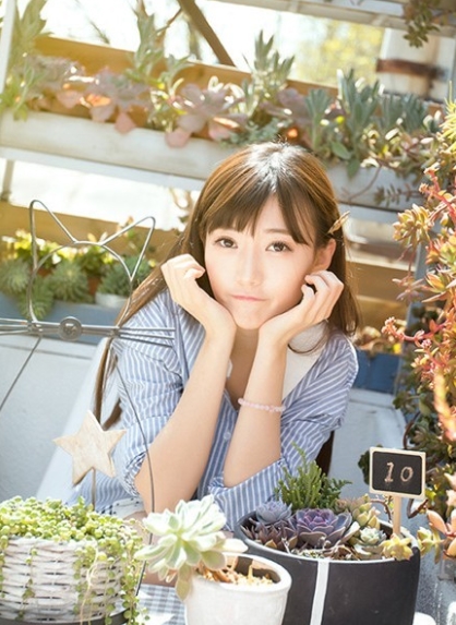 小清新可爱文艺美美女