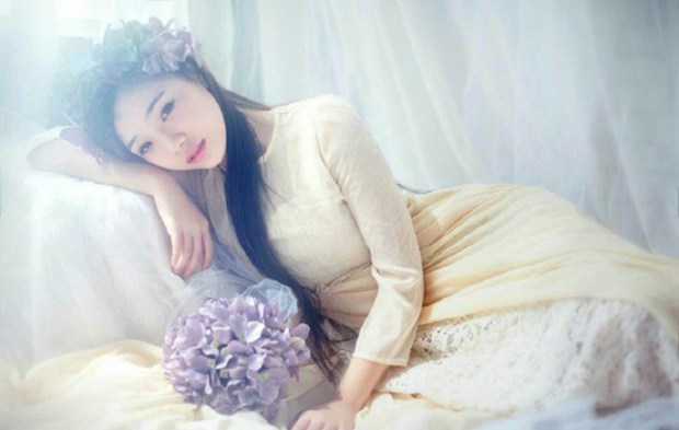 清纯美美女花仙子打扮照片