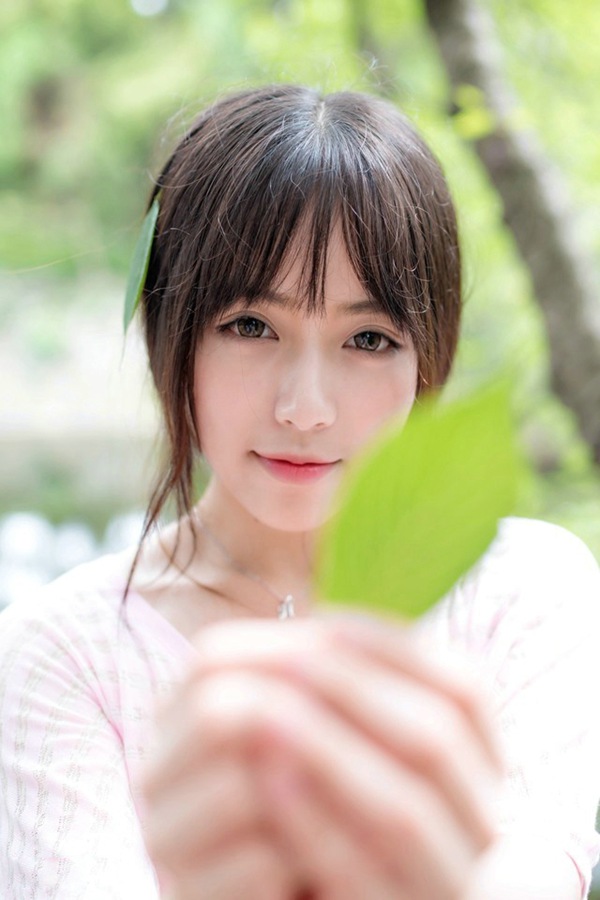 春天里小清新唯美女生甜美