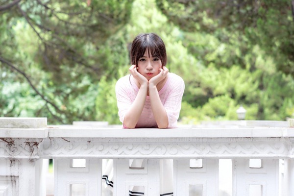 春天里小清新唯美女生甜美
