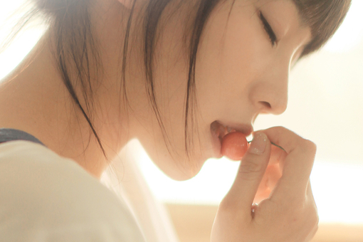 漂亮清纯美女思念图片