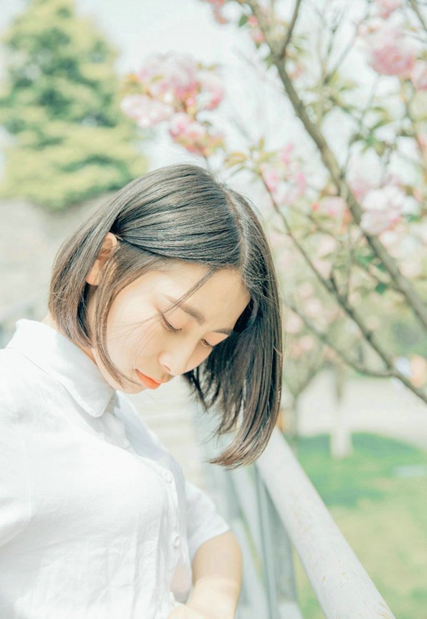 日系风可爱校园学生妹