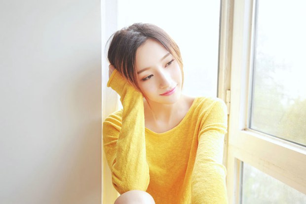 温柔长腿漂亮小清新可爱美女