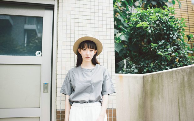 原宿风街拍文艺女生图片