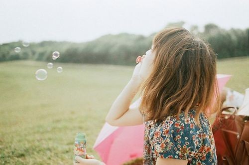 小清新可爱女生思念图片