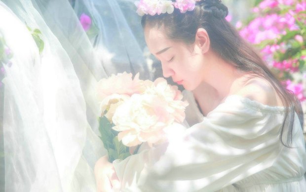 花仙子美女唯美婚纱图片