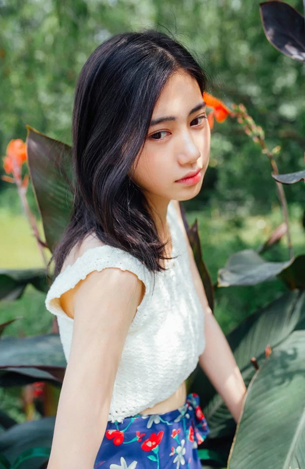 阳光治愈软妹子可爱女生图片