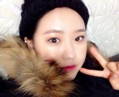爱自拍的可爱居家微信女生唯美头像