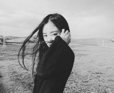 伤感系列黑白女生微信非主流头像