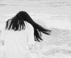 伤感系列黑白女生微信非主流头像