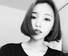 微信可爱咔哇依造型的韩国美眉头像