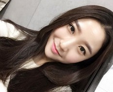 微信可爱咔哇依造型的韩国美眉头像