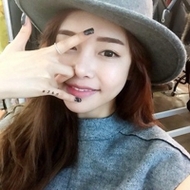时尚大气的微信美女头像图片大全