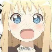 黄头发可爱大眼萌动漫女生头像