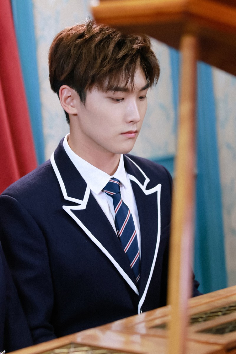 邢昭林图片 邢昭林帅气综艺照片