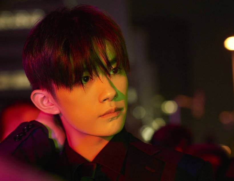 易烊千玺新歌MV帅气花絮照图片